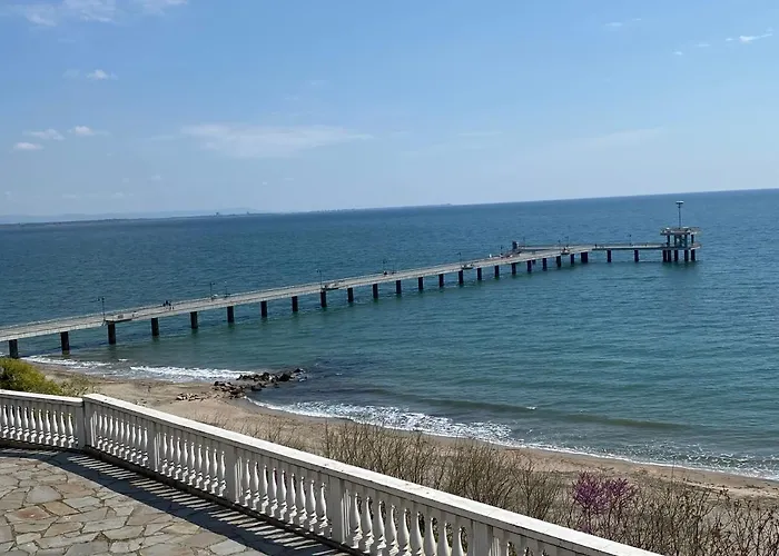 Markoni 5 * 布尔加斯